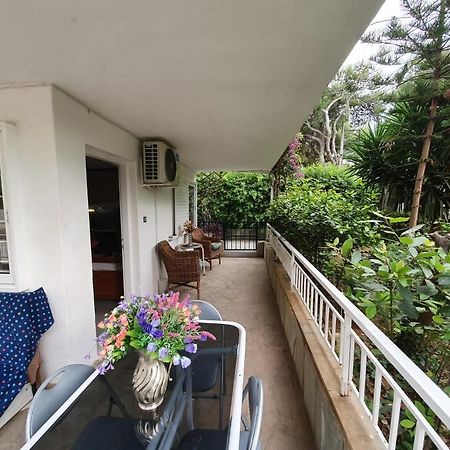 Sea & City Mary'S Residence 雅典 外观 照片