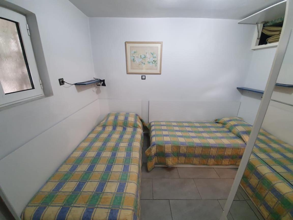 Sea & City Mary'S Residence 雅典 外观 照片