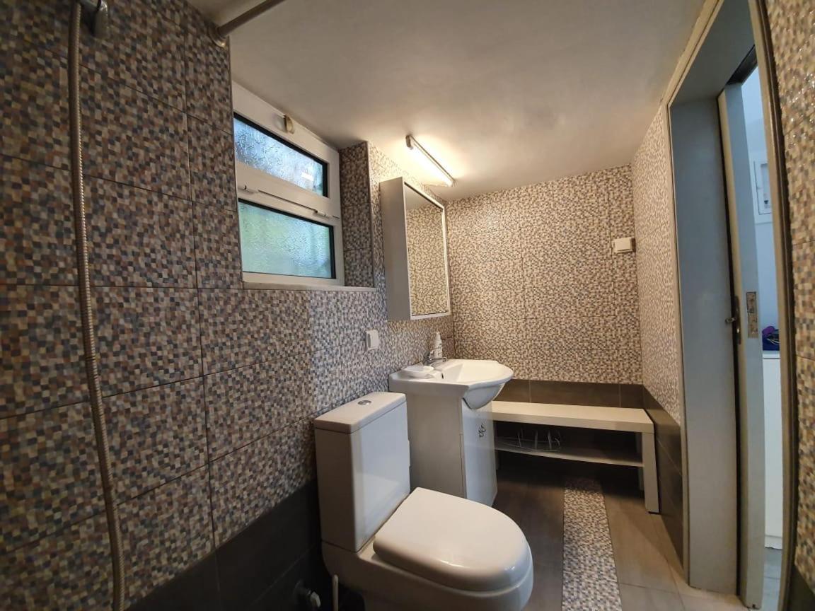 Sea & City Mary'S Residence 雅典 外观 照片